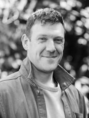 Tom Mansfield - Palebluepersective.com